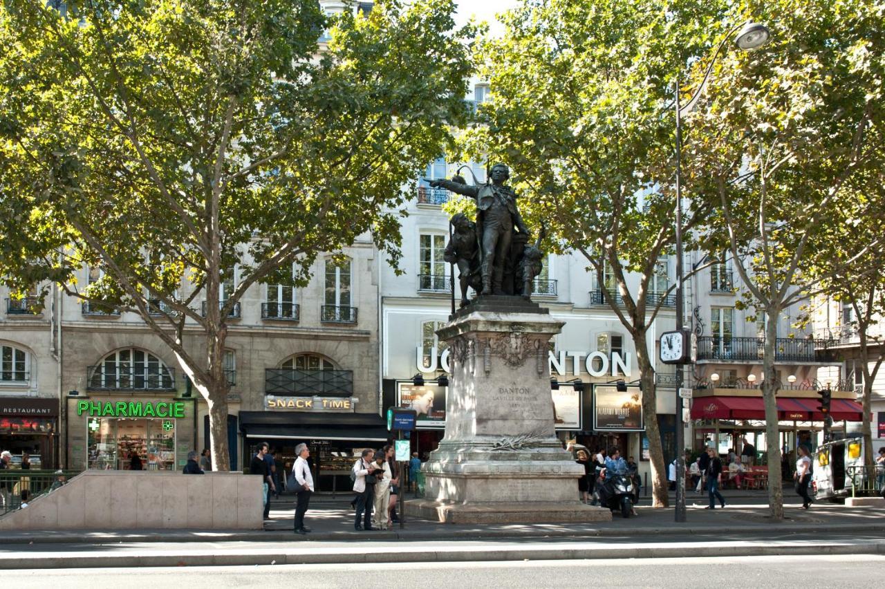 Paris Place Pantheon Екстериор снимка
