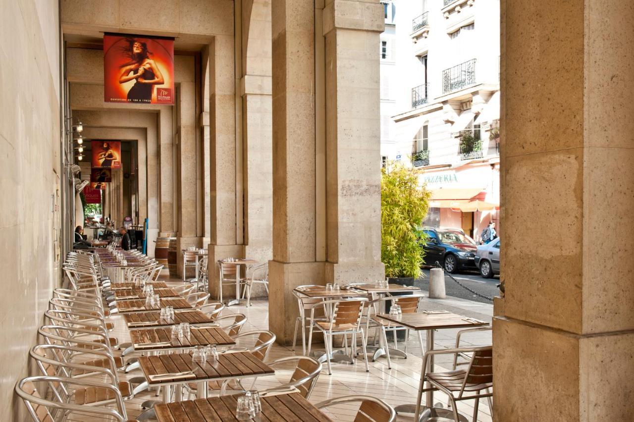 Paris Place Pantheon Екстериор снимка